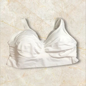 Genie White Bra NWOT Size 44 DD/DDD